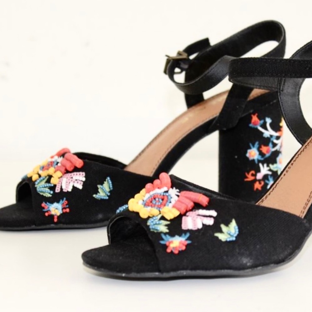 Rampage Black Beaded Embroidered Heels Sz 9.5